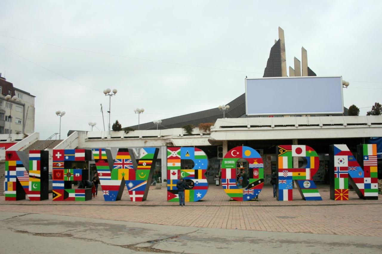 Bus Station Hostel Pristina Exterior foto